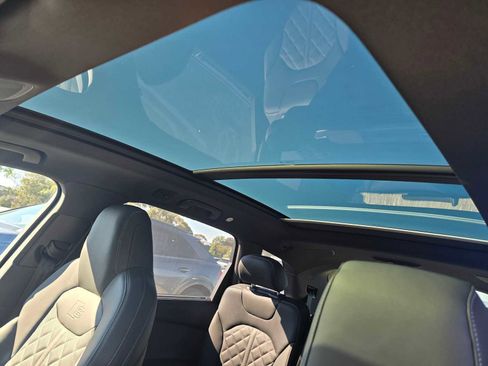 New 2026 Audi SQ7 Prestige image 25