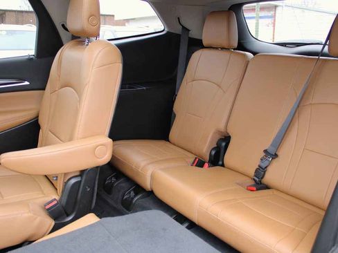 Used 2018 Buick Enclave Premium w/ Experience Buick Package image 11