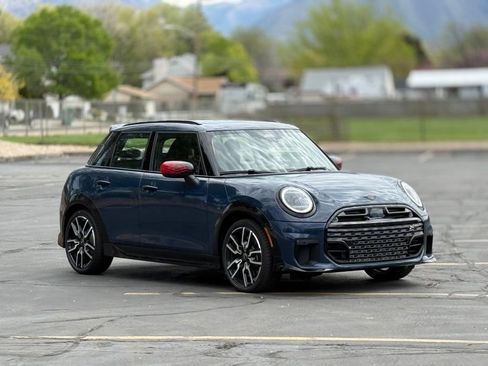 New 2026 MINI Cooper S image 3