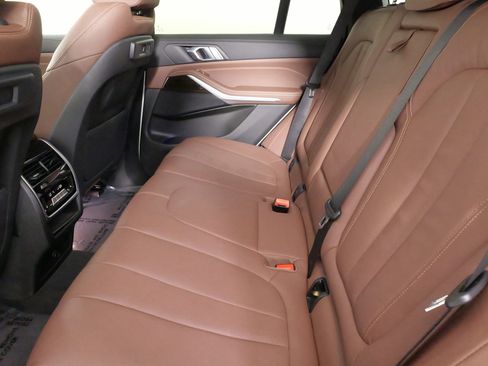 Used 2021 BMW X5 xDrive40i w/ Convenience Package image 38