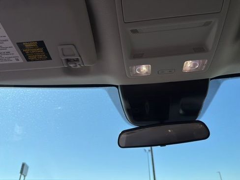 Used 2023 Ford Maverick Lariat w/ Lariat Luxury Package image 16