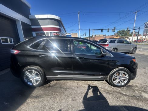 Used 2015 Ford Edge Titanium w/ Equipment Group 301A AWD/4WD image 4