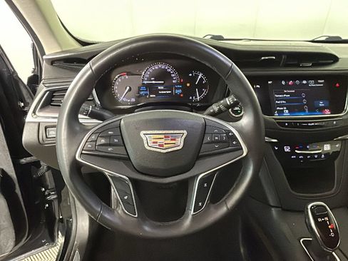 Used 2017 Cadillac XT5 Luxury AWD/4WD image 17