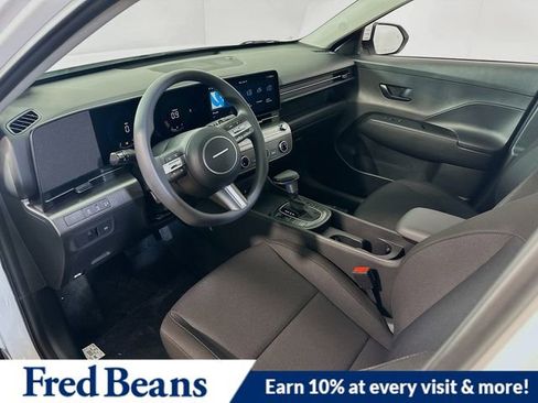 New 2026 Hyundai Kona SE image 6