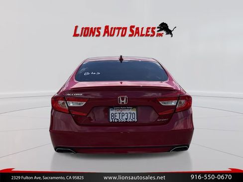 Used 2018 Honda Accord Sport image 6