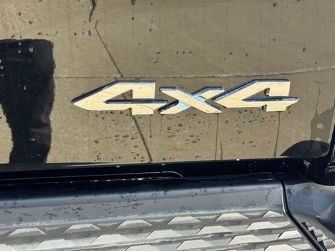 New 2026 RAM 2500 Laramie AWD/4WD image 37