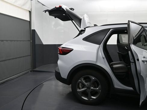Used 2025 Ford Escape ST-Line AWD/4WD image 10