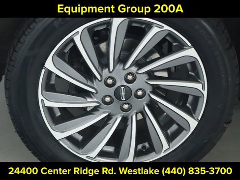 Certified 2023 Lincoln Corsair Reserve AWD/4WD image 12