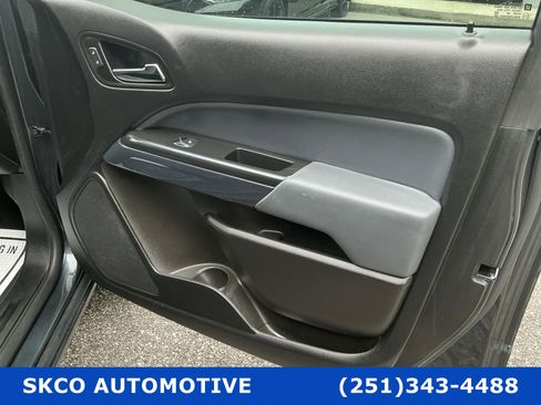 Used 2020 Chevrolet Colorado Z71 RWD image 12