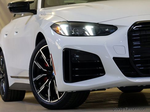 New 2026 BMW 440i xDrive w/ Premium Package AWD/4WD image 4