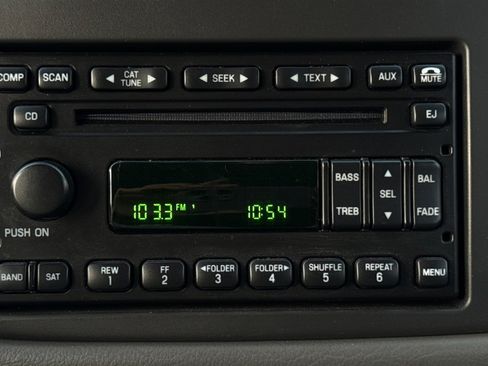 Used 2008 Ford E-350 and Econoline 350 XLT image 14