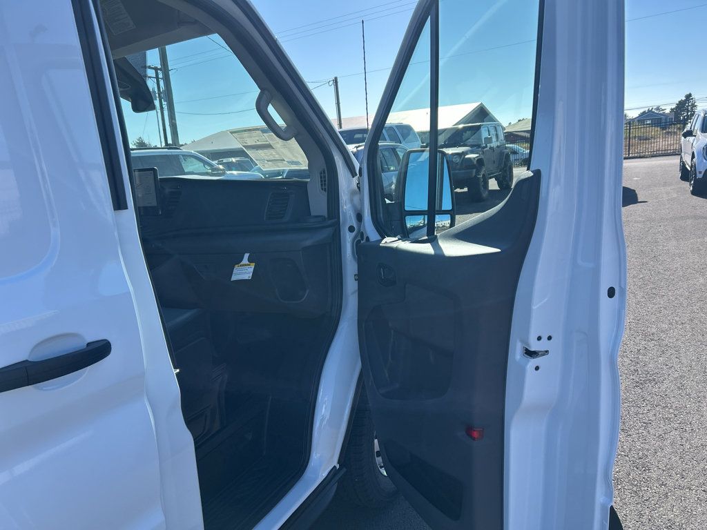 New 2026 Ford Transit 250 148 Medium Roof RWD image 27