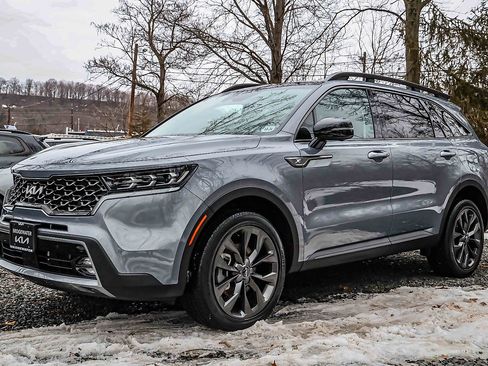 Certified 2023 Kia Sorento SX Prestige image 3