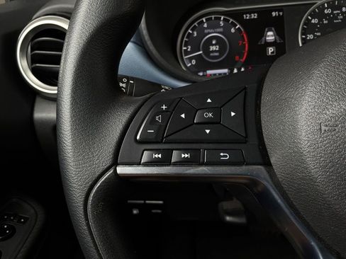 Used 2025 Nissan Versa SV FWD image 29