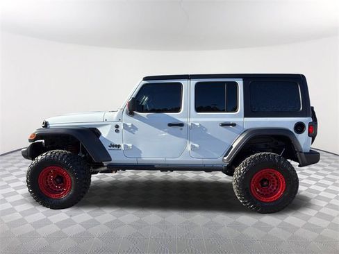 Used 2025 Jeep Wrangler Sport image 8