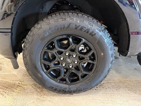 Used 2025 Ford F150 XLT w/ Equipment Group 302A MID image 11