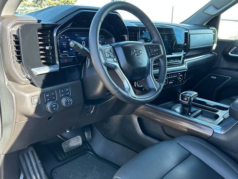 Used 2024 Chevrolet Silverado 1500 RST w/ Rally Edition image 7