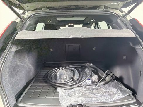 Certified 2023 Volvo XC40 Recharge Plus w/ Protection Package Premier AWD/4WD image 26