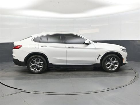 Used 2020 BMW X4 xDrive30i w/ Convenience Package image 2