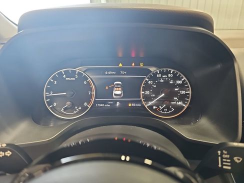 Certified 2023 Nissan Rogue SV w/ SV Premium B Package AWD/4WD image 19