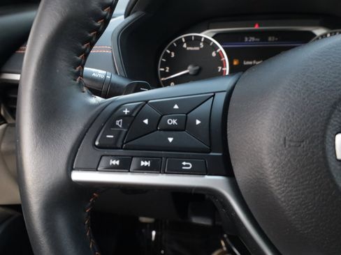 Used 2022 Nissan Altima 2.0 SR image 18