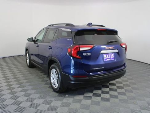 Used 2023 GMC Terrain SLE w/ Driver Convenience Package image 23