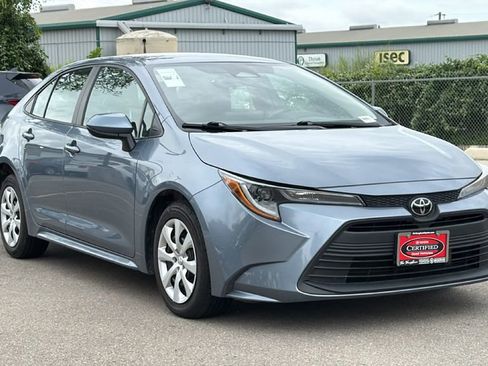 Used 2024 Toyota Corolla LE FWD image 3
