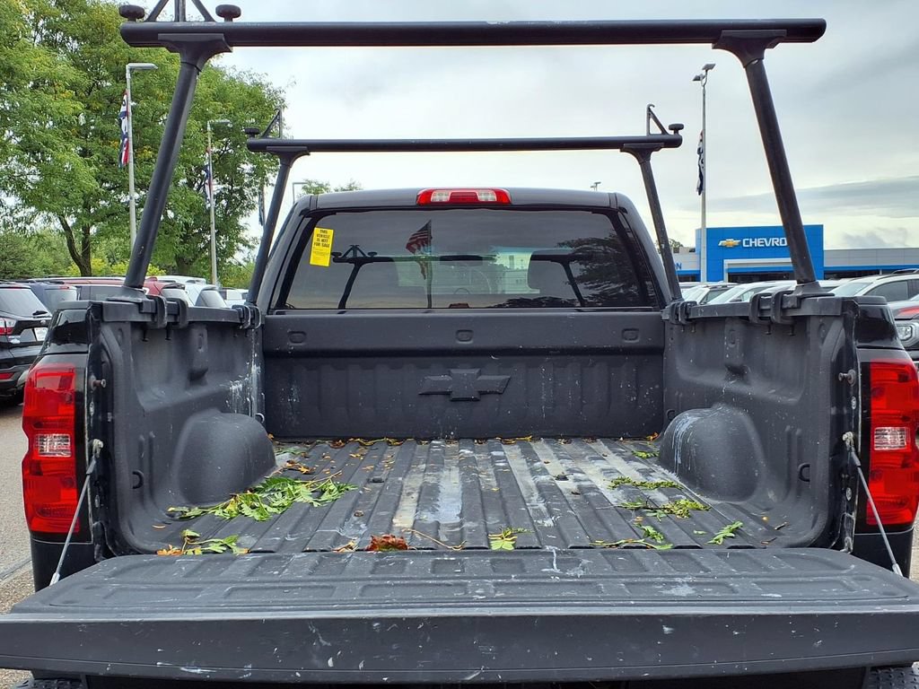 Used 2016 Chevrolet Silverado 1500 Custom w/ Custom Convenience Package AWD/4WD image 8