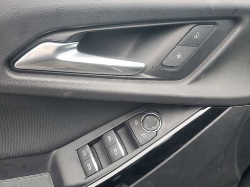 Used 2025 Chevrolet Equinox RS AWD/4WD image 20