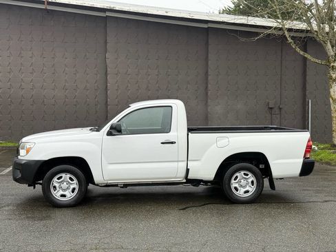 Used 2013 Toyota Tacoma Base 4x2 2dr Regular Cab 6.1 f image 5