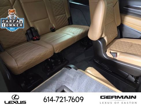 Used 2023 Cadillac Escalade Premium Luxury w/ LPO, Radiant Package AWD/4WD image 21