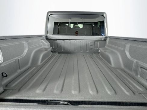 Used 2024 Jeep Gladiator Rubicon AWD/4WD image 31