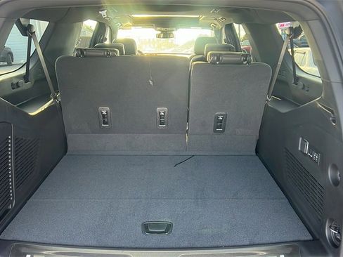 New 2025 Chevrolet Suburban Premier w/ Sun And Tow Package image 9