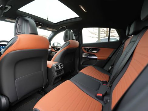 New 2026 Mercedes-Benz GLC 300 4MATIC image 40