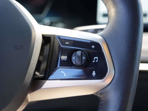 Certified 2025 BMW iX xDrive50 image 18