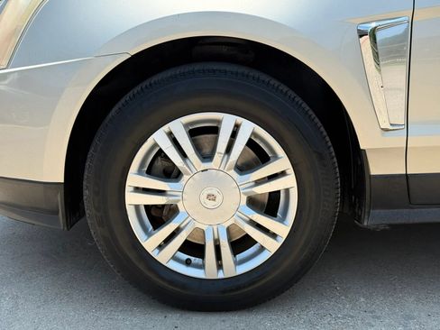 Used 2014 Cadillac SRX Luxury FWD image 13