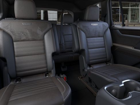 New 2026 GMC Acadia Denali Ultimate image 17