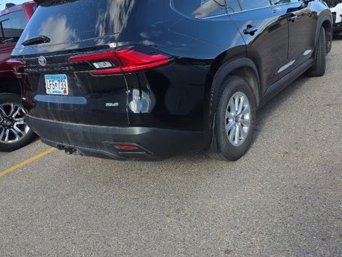 Used 2024 Toyota Grand Highlander AWD image 4