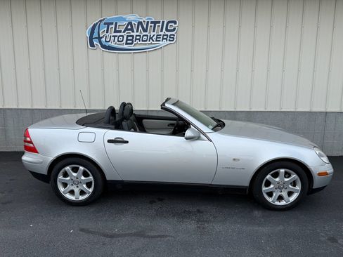 Used 1999 Mercedes-Benz SLK 230 image 4