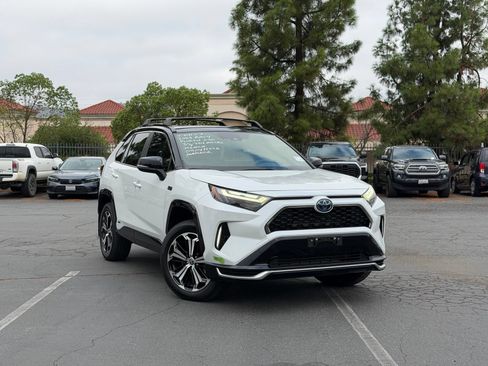 Used 2023 Toyota RAV4 XSE w/ Weather Package AWD/4WD image 1