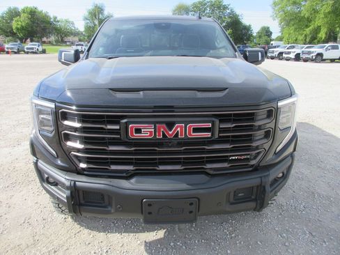 New 2026 GMC Sierra 1500 AT4X AWD/4WD image 13