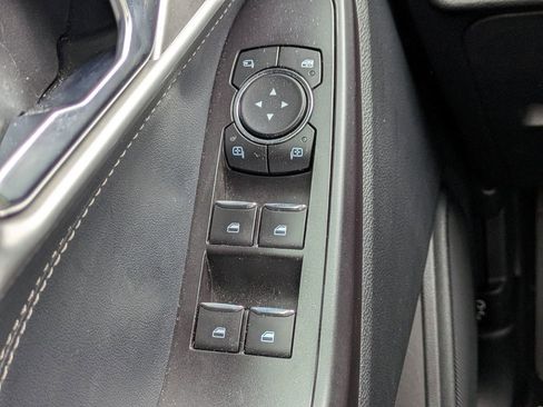 Used 2020 Ford Explorer Limited RWD image 31