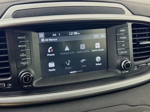 Used 2020 Kia Sorento S AWD/4WD image 14