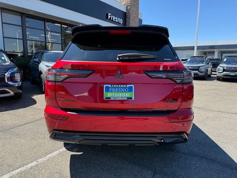 New 2026 Mitsubishi Outlander SEL AWD/4WD image 9