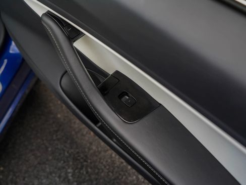 Used 2018 Tesla Model 3 Long Range AWD/4WD image 22