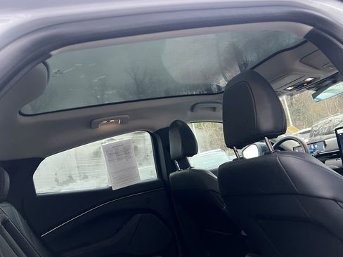 Used 2023 Ford Mustang Mach-E Premium image 15