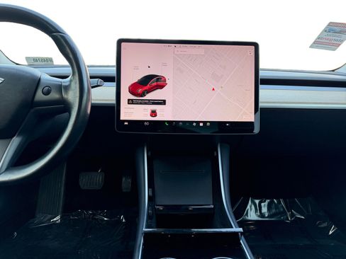 Used 2018 Tesla Model 3 Long Range image 11