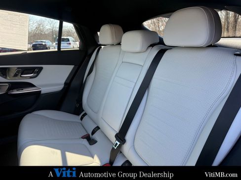 Certified 2025 Mercedes-Benz GLC 300 4MATIC image 22