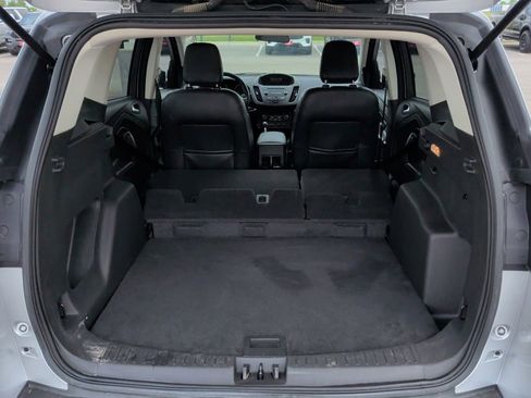 Used 2018 Ford Escape SE w/ SE Sport Appearance Package image 38