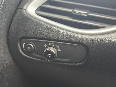 Used 2022 Chevrolet Malibu LT w/ Sport Edition image 20